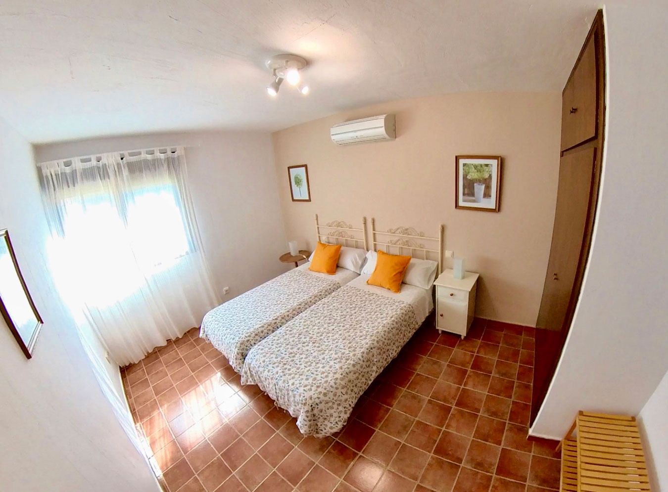dormitorio-dos-camas-individuales